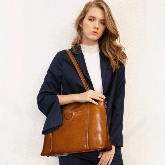 Over the shoulder with cross body strap for woman! Work bag, laptop bag - Picture 7 of 7